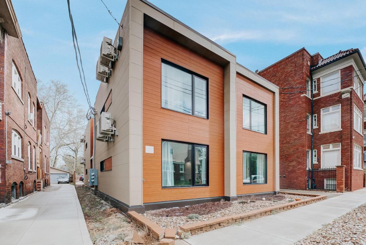 Frontdesk Mikros On Ashbury Micro Apts Cleveland Exteriör bild